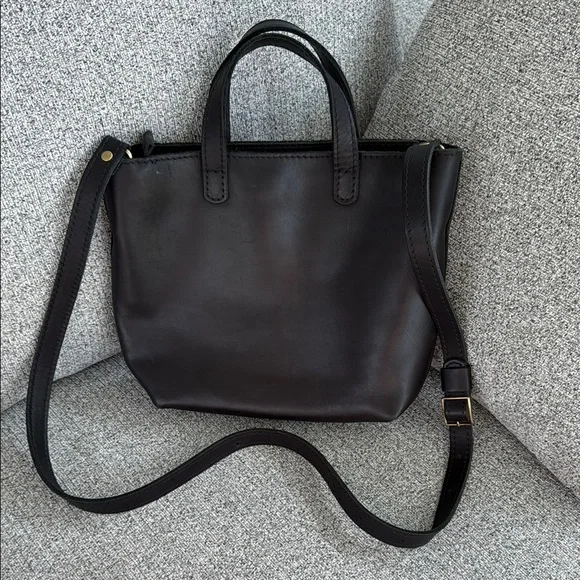 Portland Leather Black Crossbody Bag with Adjustable Strap - Picture 4 of 4